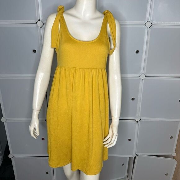 Wild Fable Mustard Shoulder Tie Textured Sleeveless Dress Size Medium - Picture 2 of 9